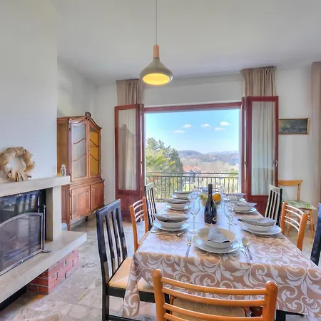 Residenza Il Parco Family Retreat - Happy アパート