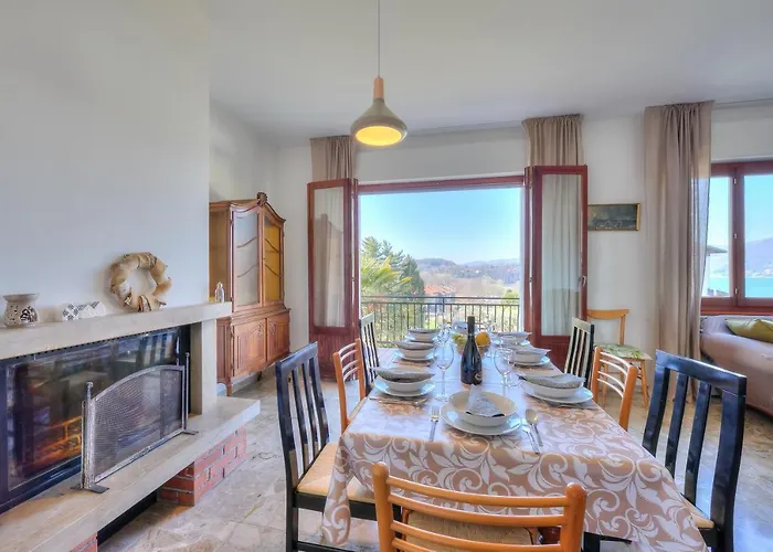 Apartament Residenza Il Parco Family Retreat - Happy Ispra